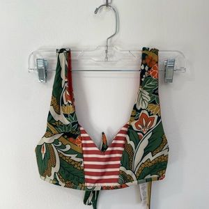 NWT Seea Milos reversible swim top, color Midori, size Medium.